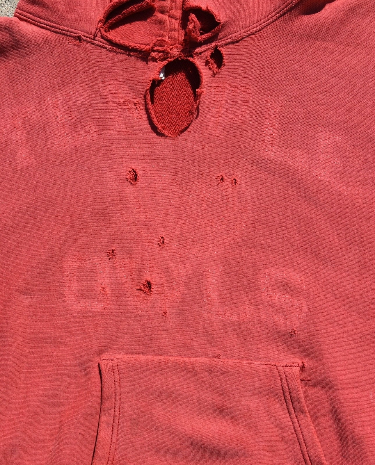 1980s Faded and Thrashed Champion Reverse Weave Temple Owls Sweatshirt