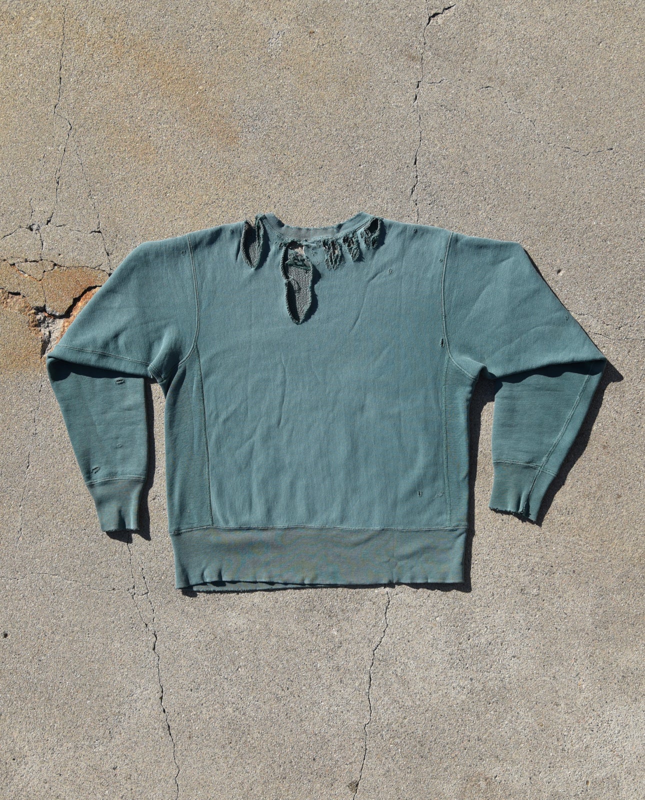 1960s Champion Reverse Weave “Expansion Gusset” Sweatshirt￼